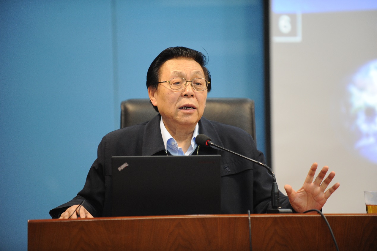 科技为人类造福是一个大方向__人物专访_中国