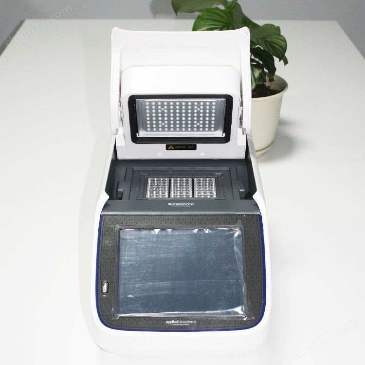 實(shí)拍圖3.jpg 賽默飛SimpliAmp梯度PCR儀臺式計(jì)算機(jī)